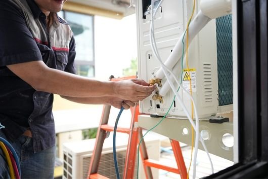 Why Install UV Lights in Your HVAC System